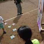 ドクタケ忍者めがけて！手裏剣シュッシュッシュッ☆