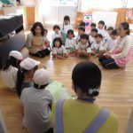 先生に質問です!！保育園ではどんな事をしているんですか?