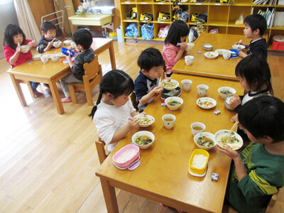 給食準備